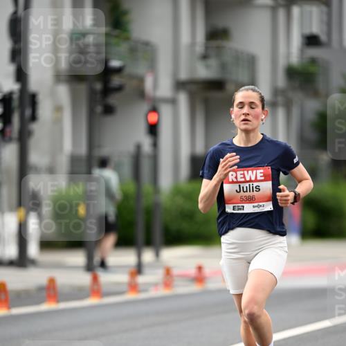 14.06.2026 - REWE Women's Run Dr. Thomas Lammeyer http://msf.ph/oto/9776996 14.06.2026 10:39:09 Laufen 5386, 7 meine-sportfotos.de
