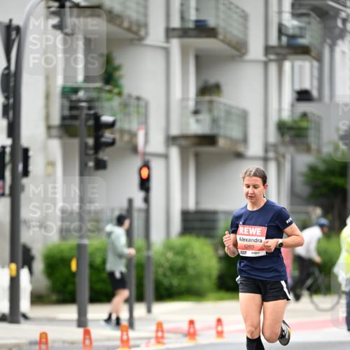 14.06.2026 - REWE Women's Run Dr. Thomas Lammeyer http://msf.ph/oto/9777007 14.06.2026 10:39:16 Laufen 5263, 7 meine-sportfotos.de