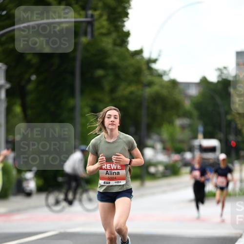 14.06.2026 - REWE Women's Run Dr. Thomas Lammeyer http://msf.ph/oto/9777014 14.06.2026 10:39:17 Laufen 5024 meine-sportfotos.de