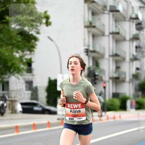 14.06.2026 - REWE Women's Run Dr. Thomas Lammeyer http://msf.ph/oto/9777028 14.06.2026 10:39:19 Laufen 5024 meine-sportfotos.de
