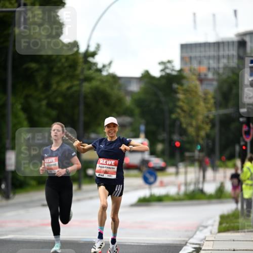 14.06.2026 - REWE Women's Run Dr. Thomas Lammeyer http://msf.ph/oto/9777034 14.06.2026 10:39:23 Laufen 5007, 57 meine-sportfotos.de