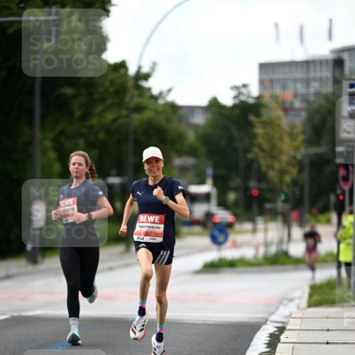 14.06.2026 - REWE Women's Run Dr. Thomas Lammeyer http://msf.ph/oto/9777041 14.06.2026 10:39:23 Laufen 007 meine-sportfotos.de