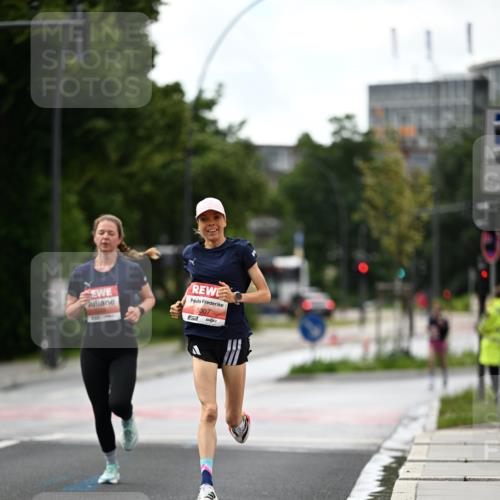 14.06.2026 - REWE Women's Run Dr. Thomas Lammeyer http://msf.ph/oto/9777042 14.06.2026 10:39:23 Laufen 5007, 51 meine-sportfotos.de