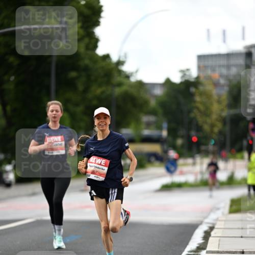 14.06.2026 - REWE Women's Run Dr. Thomas Lammeyer http://msf.ph/oto/9777051 14.06.2026 10:39:24 Laufen 5007, 557 meine-sportfotos.de
