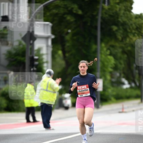 14.06.2026 - REWE Women's Run Dr. Thomas Lammeyer http://msf.ph/oto/9777075 14.06.2026 10:39:36 Laufen 5361 meine-sportfotos.de