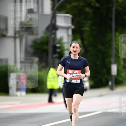 14.06.2026 - REWE Women's Run Dr. Thomas Lammeyer http://msf.ph/oto/9777109 14.06.2026 10:39:40 Laufen 82 meine-sportfotos.de