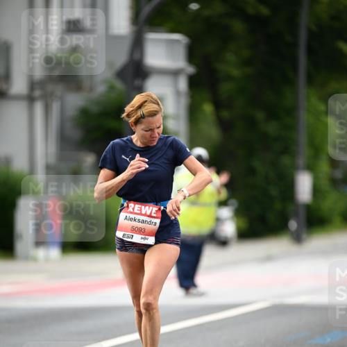 14.06.2026 - REWE Women's Run Dr. Thomas Lammeyer http://msf.ph/oto/9777139 14.06.2026 10:39:46 Laufen 5093 meine-sportfotos.de