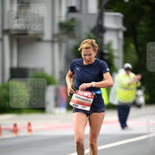 14.06.2026 - REWE Women's Run Dr. Thomas Lammeyer http://msf.ph/oto/9777142 14.06.2026 10:39:46 Laufen 5093 meine-sportfotos.de