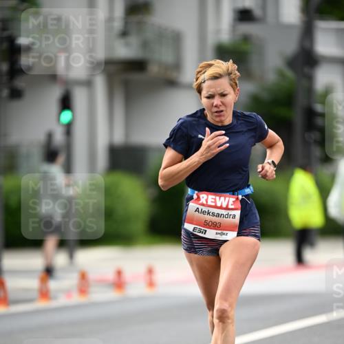 14.06.2026 - REWE Women's Run Dr. Thomas Lammeyer http://msf.ph/oto/9777145 14.06.2026 10:39:46 Laufen 5093 meine-sportfotos.de