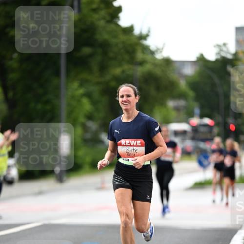 14.06.2026 - REWE Women's Run Dr. Thomas Lammeyer http://msf.ph/oto/9777157 14.06.2026 10:39:50 Laufen 6051, 57 meine-sportfotos.de