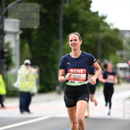 14.06.2026 - REWE Women's Run Dr. Thomas Lammeyer http://msf.ph/oto/9777164 14.06.2026 10:39:51 Laufen 10, 6051, 7 meine-sportfotos.de