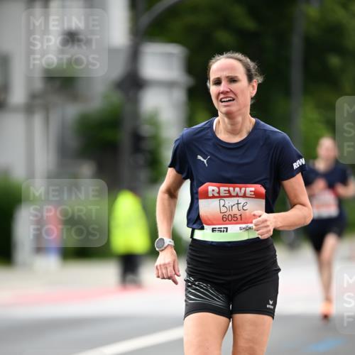 14.06.2026 - REWE Women's Run Dr. Thomas Lammeyer http://msf.ph/oto/9777173 14.06.2026 10:39:51 Laufen 6051 meine-sportfotos.de