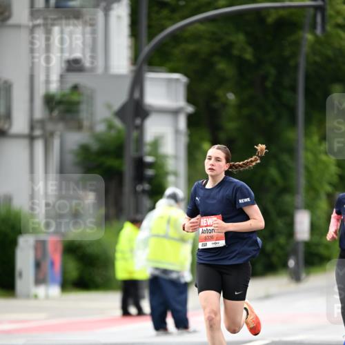 14.06.2026 - REWE Women's Run Dr. Thomas Lammeyer http://msf.ph/oto/9777179 14.06.2026 10:39:53 Laufen 5336 meine-sportfotos.de