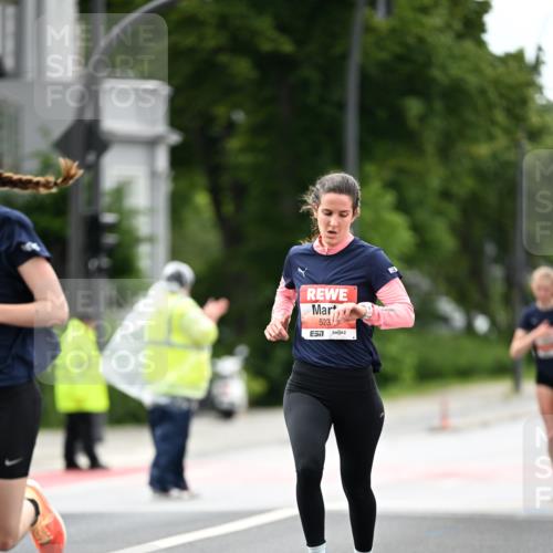 14.06.2026 - REWE Women's Run Dr. Thomas Lammeyer http://msf.ph/oto/9777185 14.06.2026 10:39:55 Laufen 523, 57 meine-sportfotos.de