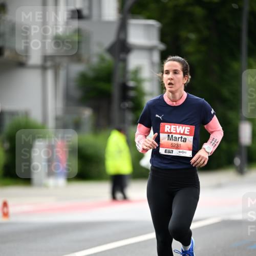 14.06.2026 - REWE Women's Run Dr. Thomas Lammeyer http://msf.ph/oto/9777193 14.06.2026 10:39:56 Laufen 8, 5231, 7 meine-sportfotos.de