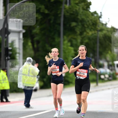 14.06.2026 - REWE Women's Run Dr. Thomas Lammeyer http://msf.ph/oto/9777203 14.06.2026 10:39:58 Laufen 5493, 5682, 7 meine-sportfotos.de