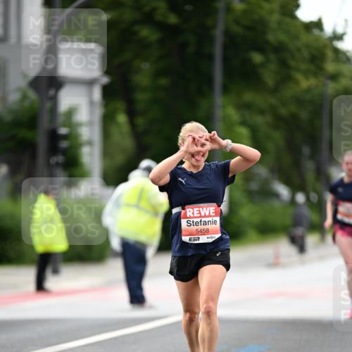 14.06.2026 - REWE Women's Run Dr. Thomas Lammeyer http://msf.ph/oto/9777253 14.06.2026 10:40:11 Laufen 5458 meine-sportfotos.de
