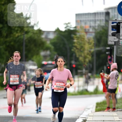 14.06.2026 - REWE Women's Run Dr. Thomas Lammeyer http://msf.ph/oto/9777266 14.06.2026 10:40:13 Laufen 5990, 57, 5306, 7 meine-sportfotos.de