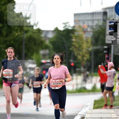 14.06.2026 - REWE Women's Run Dr. Thomas Lammeyer http://msf.ph/oto/9777269 14.06.2026 10:40:13 Laufen 5990, 7, 5306 meine-sportfotos.de