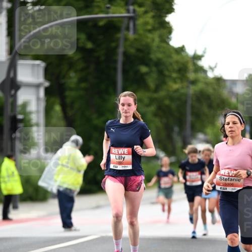 14.06.2026 - REWE Women's Run Dr. Thomas Lammeyer http://msf.ph/oto/9777277 14.06.2026 10:40:14 Laufen 51, 5990, 5306 meine-sportfotos.de