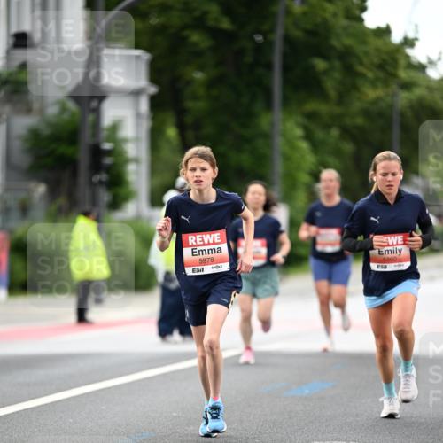 14.06.2026 - REWE Women's Run Dr. Thomas Lammeyer http://msf.ph/oto/9777294 14.06.2026 10:40:18 Laufen 5978, 657, 5860 meine-sportfotos.de