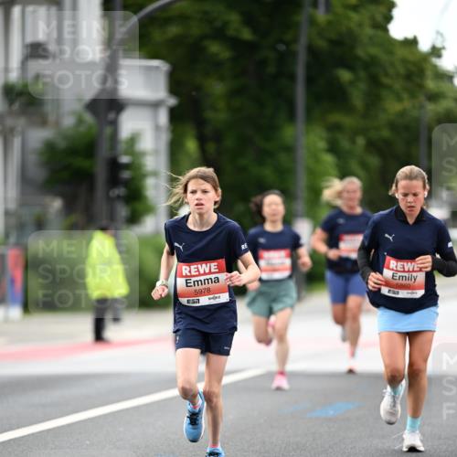 14.06.2026 - REWE Women's Run Dr. Thomas Lammeyer http://msf.ph/oto/9777297 14.06.2026 10:40:18 Laufen 5978, 7, 5860 meine-sportfotos.de
