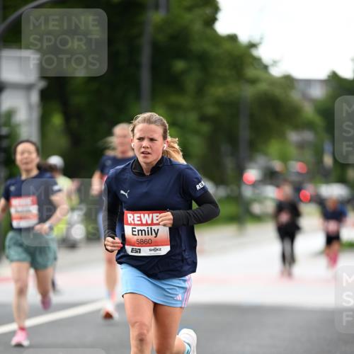 14.06.2026 - REWE Women's Run Dr. Thomas Lammeyer http://msf.ph/oto/9777306 14.06.2026 10:40:20 Laufen 5860 meine-sportfotos.de