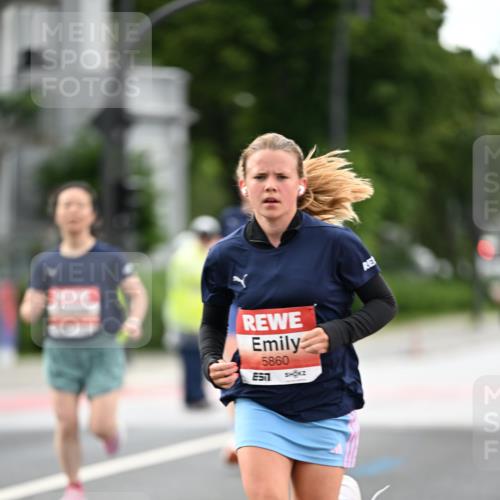 14.06.2026 - REWE Women's Run Dr. Thomas Lammeyer http://msf.ph/oto/9777313 14.06.2026 10:40:21 Laufen 5860 meine-sportfotos.de