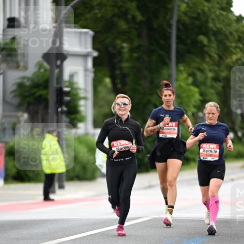 14.06.2026 - REWE Women's Run Dr. Thomas Lammeyer http://msf.ph/oto/9777332 14.06.2026 10:40:27 Laufen 57, 5786 meine-sportfotos.de