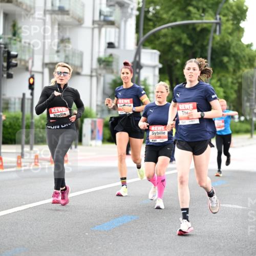 14.06.2026 - REWE Women's Run Dr. Thomas Lammeyer http://msf.ph/oto/9777341 14.06.2026 10:40:30 Laufen 57, 5786, 57, 100 meine-sportfotos.de