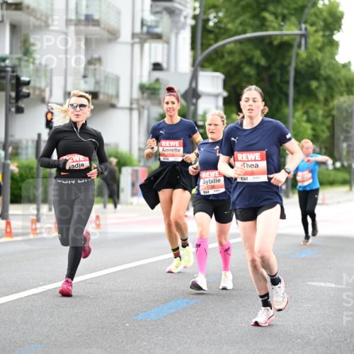 14.06.2026 - REWE Women's Run Dr. Thomas Lammeyer http://msf.ph/oto/9777342 14.06.2026 10:40:30 Laufen 172, 6786, 5815 meine-sportfotos.de
