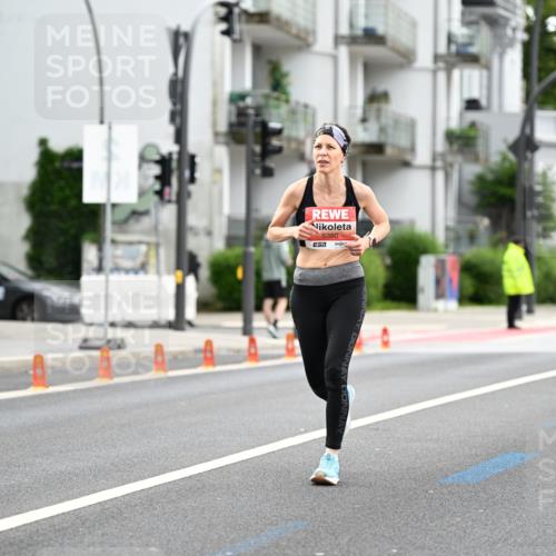 14.06.2026 - REWE Women's Run Dr. Thomas Lammeyer http://msf.ph/oto/9777389 14.06.2026 10:40:37 Laufen 5380 meine-sportfotos.de