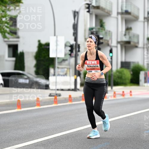 14.06.2026 - REWE Women's Run Dr. Thomas Lammeyer http://msf.ph/oto/9777394 14.06.2026 10:40:37 Laufen 5380, 7 meine-sportfotos.de