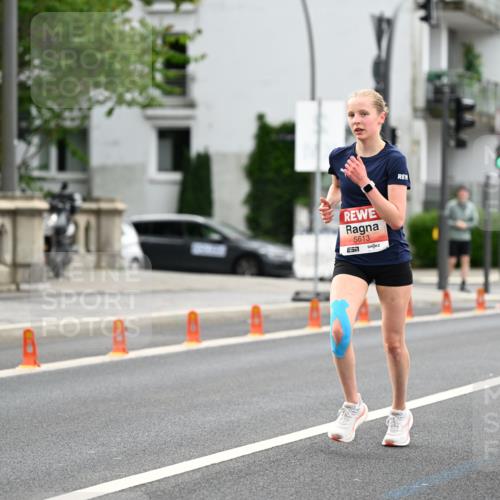 14.06.2026 - REWE Women's Run Dr. Thomas Lammeyer http://msf.ph/oto/9777409 14.06.2026 10:40:41 Laufen 5613 meine-sportfotos.de