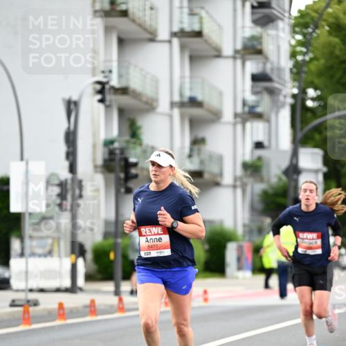 14.06.2026 - REWE Women's Run Dr. Thomas Lammeyer http://msf.ph/oto/9777417 14.06.2026 10:40:47 Laufen 5477 meine-sportfotos.de