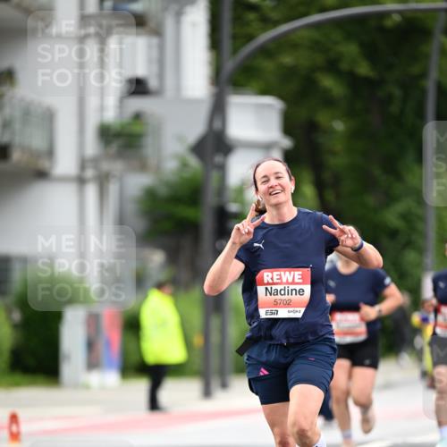 14.06.2026 - REWE Women's Run Dr. Thomas Lammeyer http://msf.ph/oto/9777447 14.06.2026 10:40:53 Laufen 5702, 57 meine-sportfotos.de