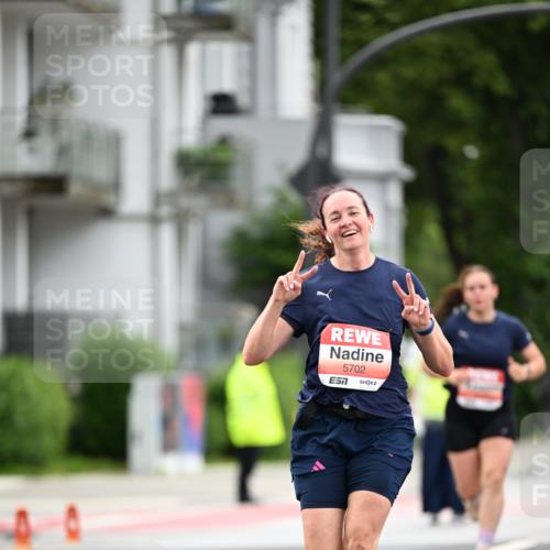 14.06.2026 - REWE Women's Run Dr. Thomas Lammeyer http://msf.ph/oto/9777449 14.06.2026 10:40:53 Laufen 5702, 7 meine-sportfotos.de