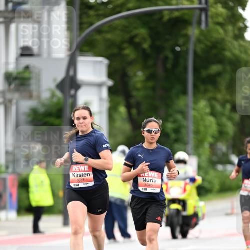 14.06.2026 - REWE Women's Run Dr. Thomas Lammeyer http://msf.ph/oto/9777458 14.06.2026 10:40:55 Laufen 5837, 57, 5945 meine-sportfotos.de
