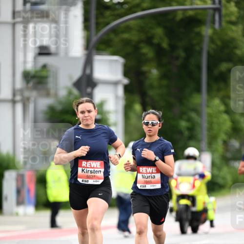14.06.2026 - REWE Women's Run Dr. Thomas Lammeyer http://msf.ph/oto/9777460 14.06.2026 10:40:55 Laufen 5837, 5945, 7 meine-sportfotos.de