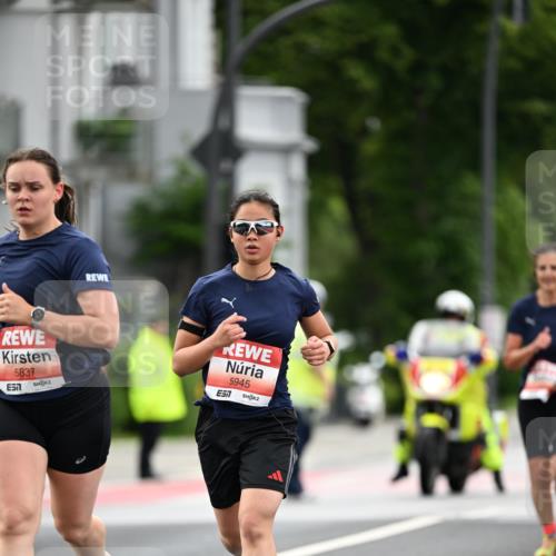 14.06.2026 - REWE Women's Run Dr. Thomas Lammeyer http://msf.ph/oto/9777468 14.06.2026 10:40:56 Laufen 5837, 7, 5945 meine-sportfotos.de