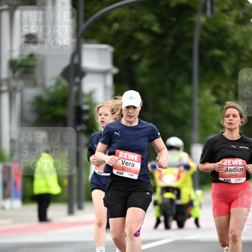 14.06.2026 - REWE Women's Run Dr. Thomas Lammeyer http://msf.ph/oto/9777496 14.06.2026 10:41:01 Laufen 7, 657, 5715, 7, 5916 meine-sportfotos.de