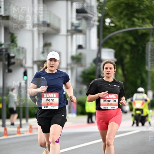 14.06.2026 - REWE Women's Run Dr. Thomas Lammeyer http://msf.ph/oto/9777510 14.06.2026 10:41:03 Laufen 5715, 57, 5916 meine-sportfotos.de