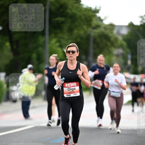 14.06.2026 - REWE Women's Run Dr. Thomas Lammeyer http://msf.ph/oto/9777556 14.06.2026 10:41:14 Laufen 5953, 517 meine-sportfotos.de