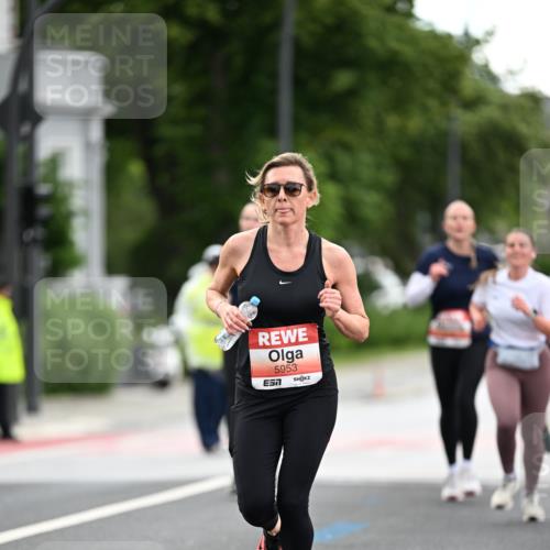 14.06.2026 - REWE Women's Run Dr. Thomas Lammeyer http://msf.ph/oto/9777562 14.06.2026 10:41:15 Laufen 5953 meine-sportfotos.de