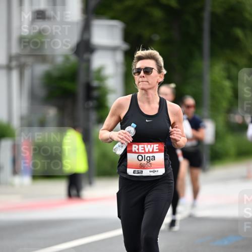 14.06.2026 - REWE Women's Run Dr. Thomas Lammeyer http://msf.ph/oto/9777568 14.06.2026 10:41:15 Laufen 5953 meine-sportfotos.de