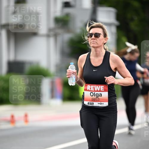 14.06.2026 - REWE Women's Run Dr. Thomas Lammeyer http://msf.ph/oto/9777572 14.06.2026 10:41:16 Laufen 5953 meine-sportfotos.de