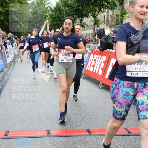 14.06.2026 - REWE Women's Run Strokosch-Dieckow http://msf.ph/oto/9777595 14.06.2026 09:57:03 Ziel 10253, 10479, 10773, 10844, 11055, 11132, 11214, 11302, 11312, 11436, 11509, 11535 meine-sportfotos.de