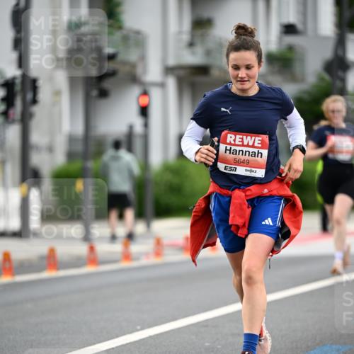 14.06.2026 - REWE Women's Run Dr. Thomas Lammeyer http://msf.ph/oto/9777626 14.06.2026 10:41:25 Laufen 5649, 7 meine-sportfotos.de