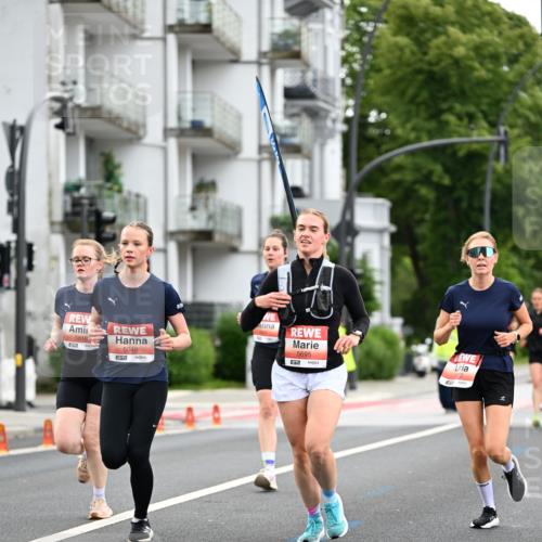 14.06.2026 - REWE Women's Run Dr. Thomas Lammeyer http://msf.ph/oto/9777642 14.06.2026 10:41:28 Laufen 5818, 5048, 57, 5695, 57 meine-sportfotos.de