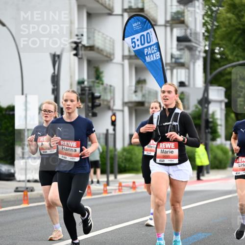 14.06.2026 - REWE Women's Run Dr. Thomas Lammeyer http://msf.ph/oto/9777646 14.06.2026 10:41:28 Laufen 5048, 5, 00, 5451, 5695, 57, 5527, 7 meine-sportfotos.de
